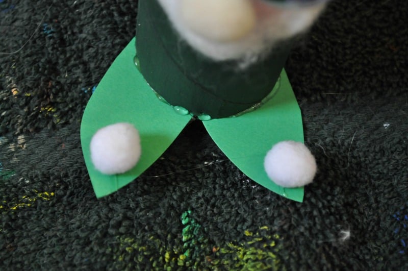 Making the elf's feet - step 6