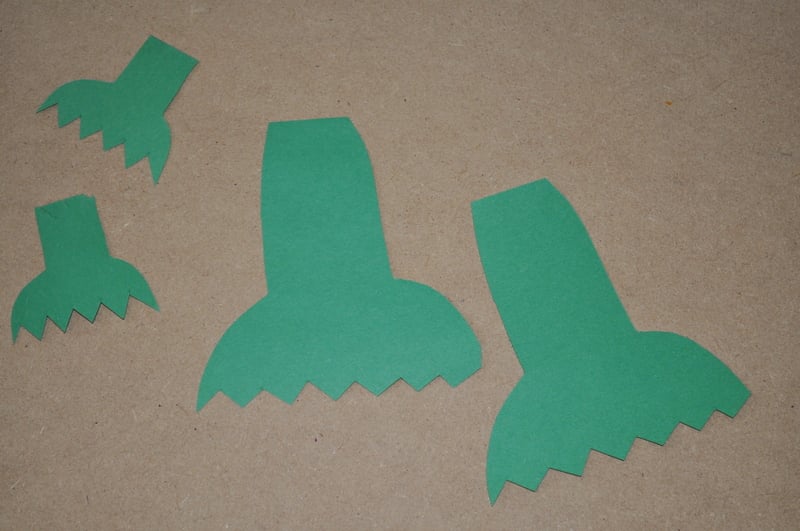 How to make frogs arms and legs with paper