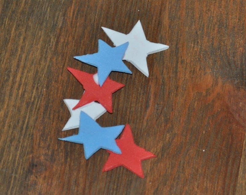 How to decorate a patriotic cup