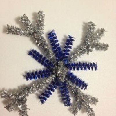 pipecleaner snowflake
