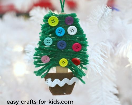 yarn christmas tree decoration craft