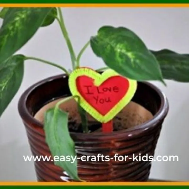 heart flower tag