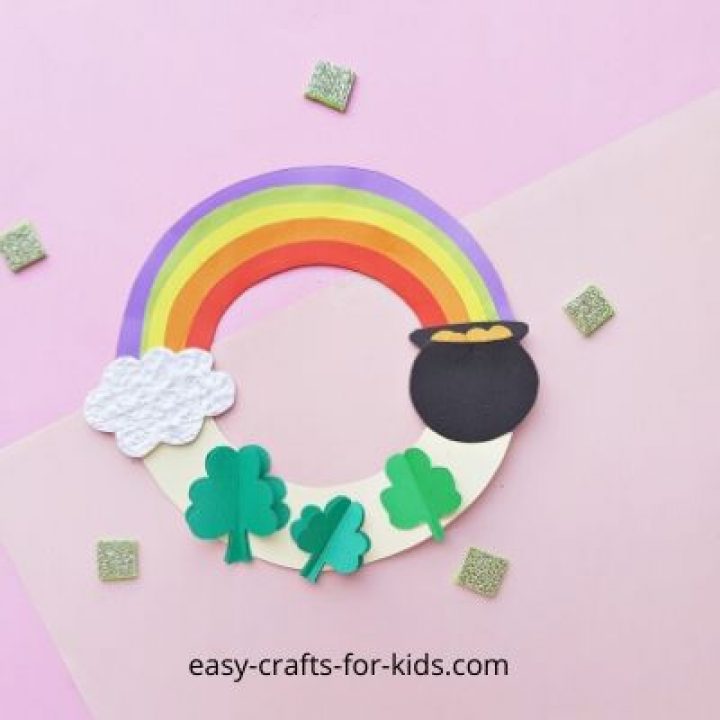 diy paper St Patrick's day wreath