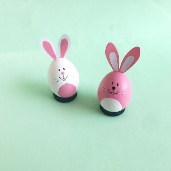 easter bunny craft with egg