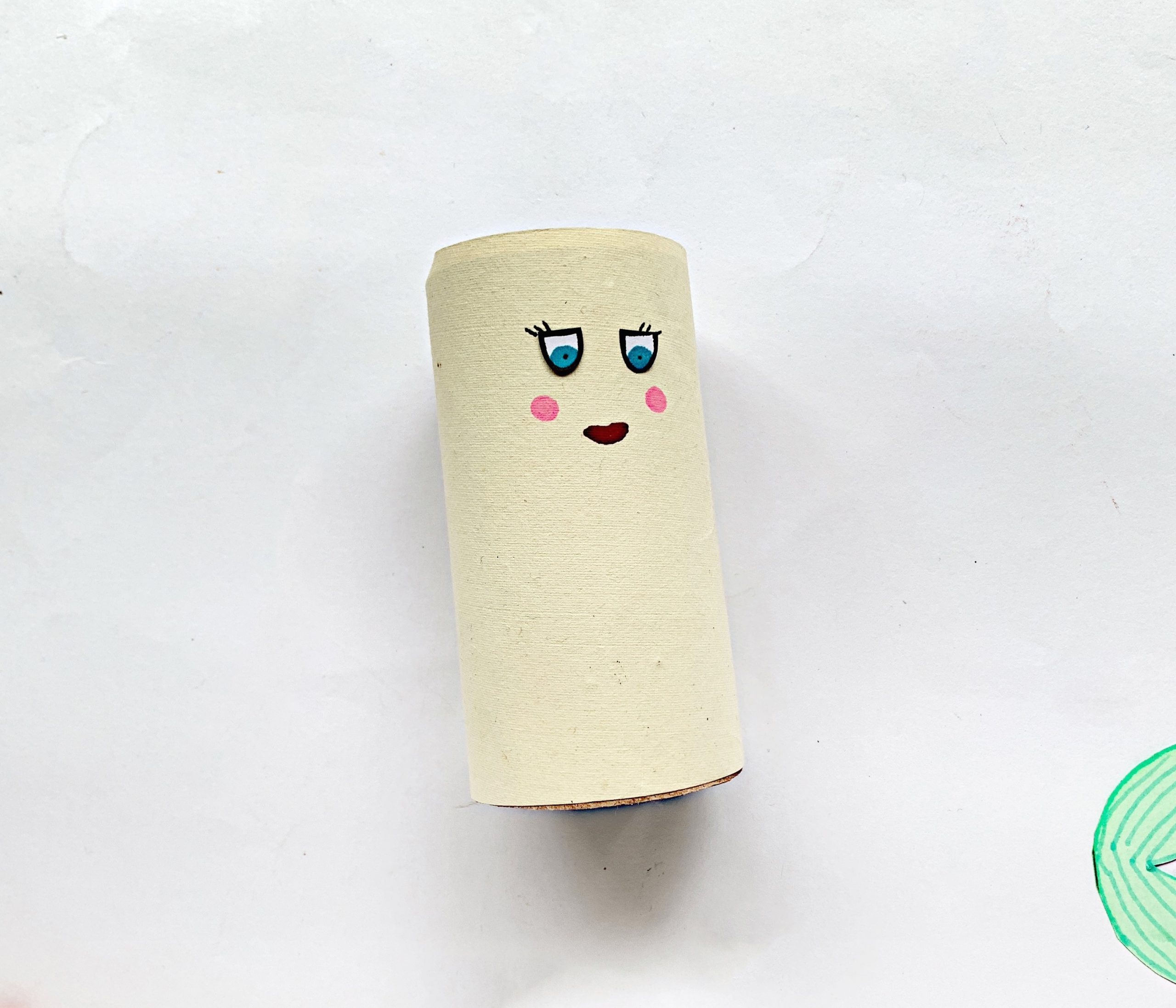 how to make a mermaid out of a toilet paper roll