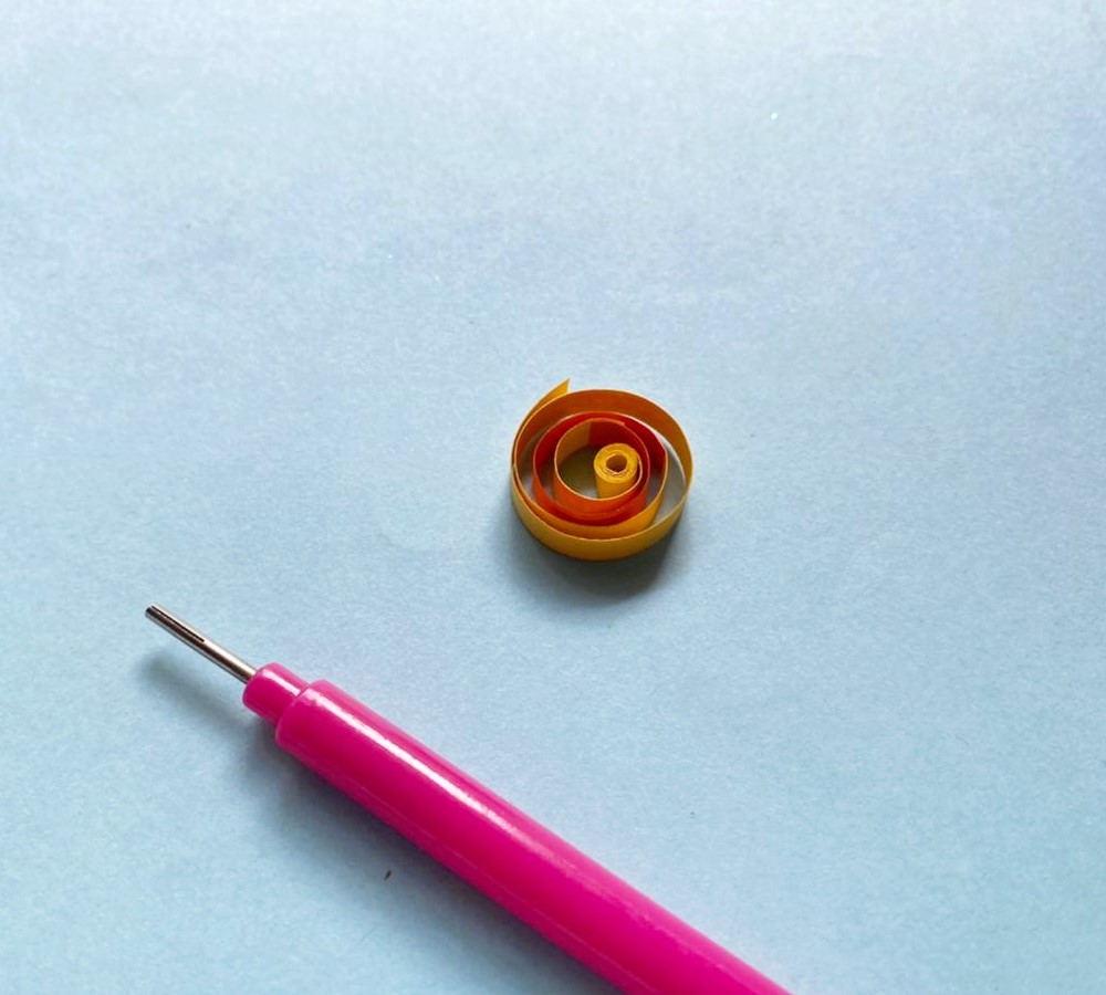 how to quill paper