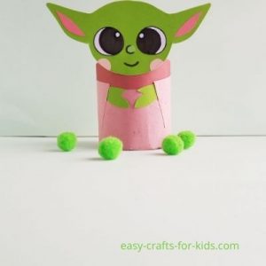 easy baby Yoda craft with paper roll