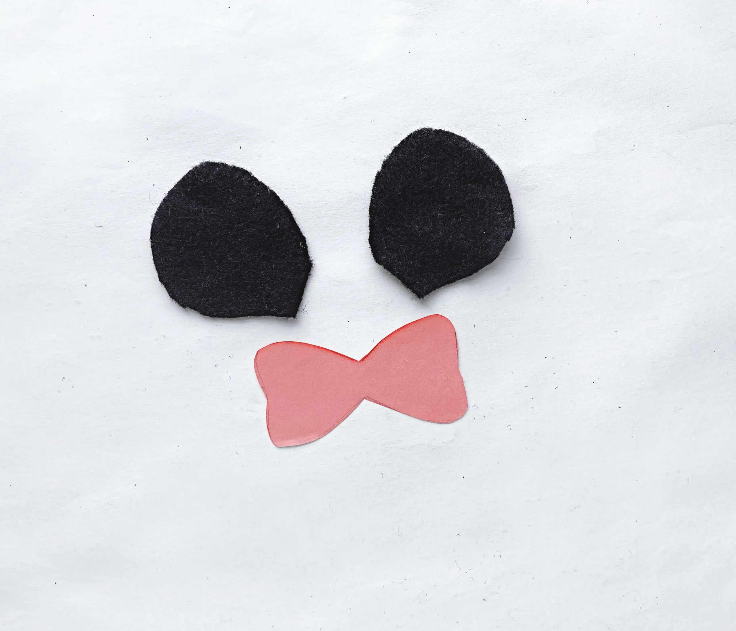 how to make Minnie mouse bow an ears