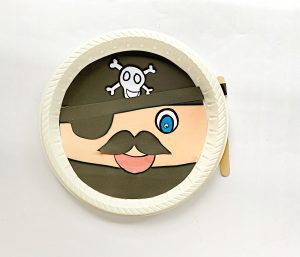 paper plate pirate with eyepatch craft process