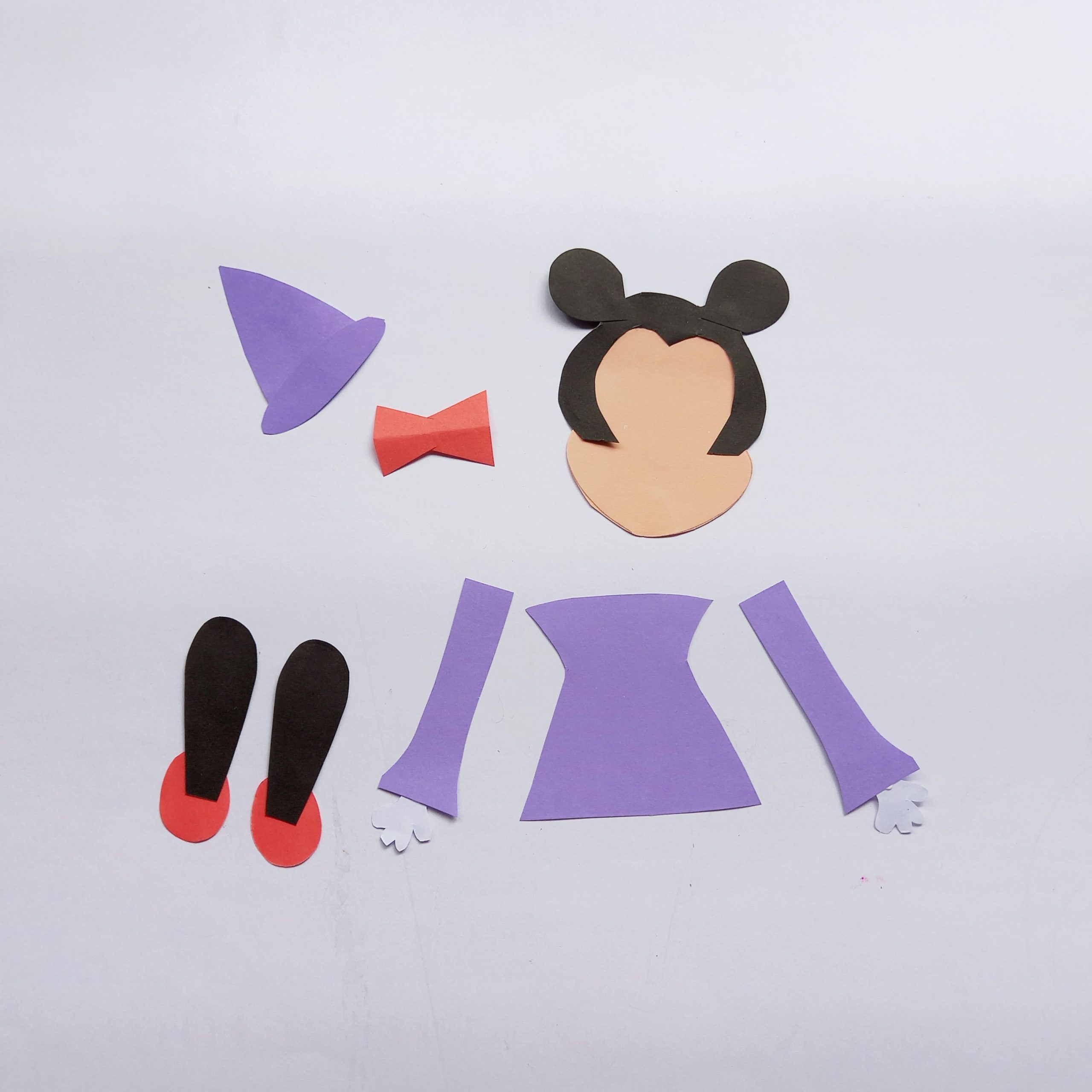 Minnie mouse halloween craft process