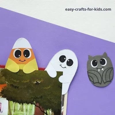 diy halloween hug bookmark craft