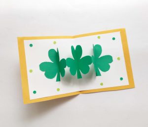 diy shamrock 3d card craft