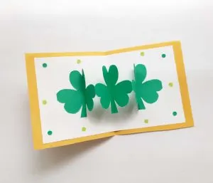 diy shamrock 3d card craft