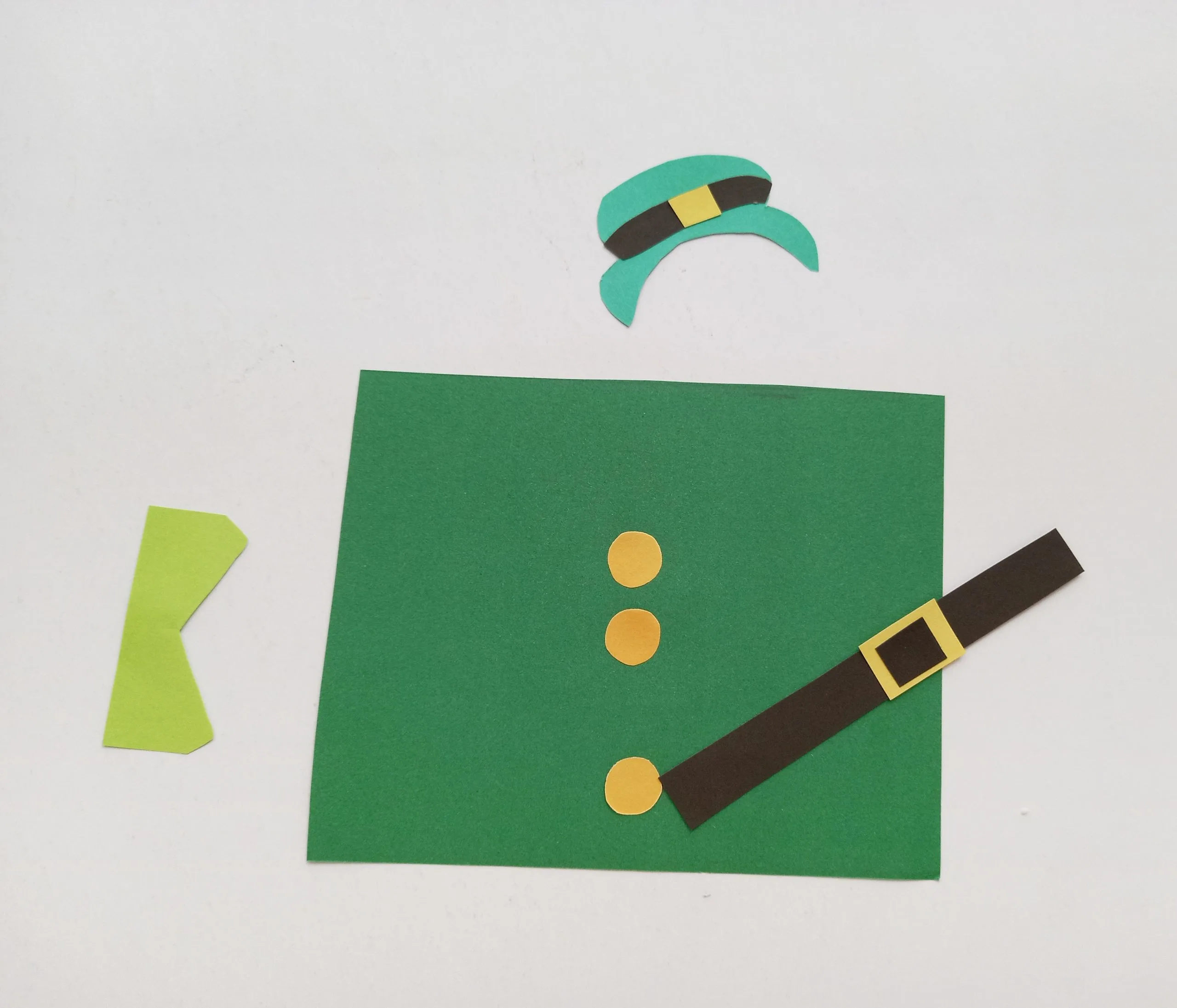 Mickey Mouse leprechaun craft tutorial