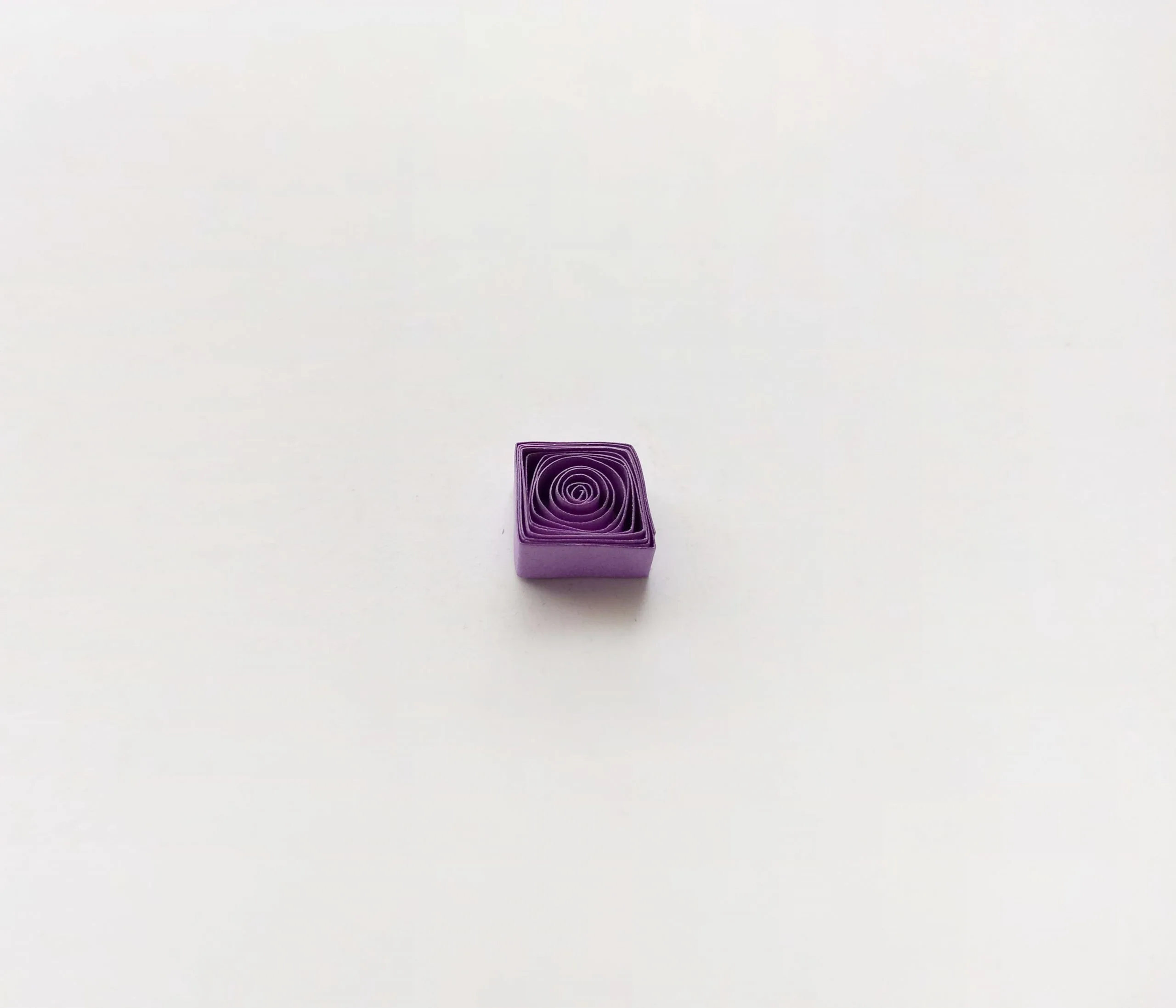 how to make a cross patter using quilling