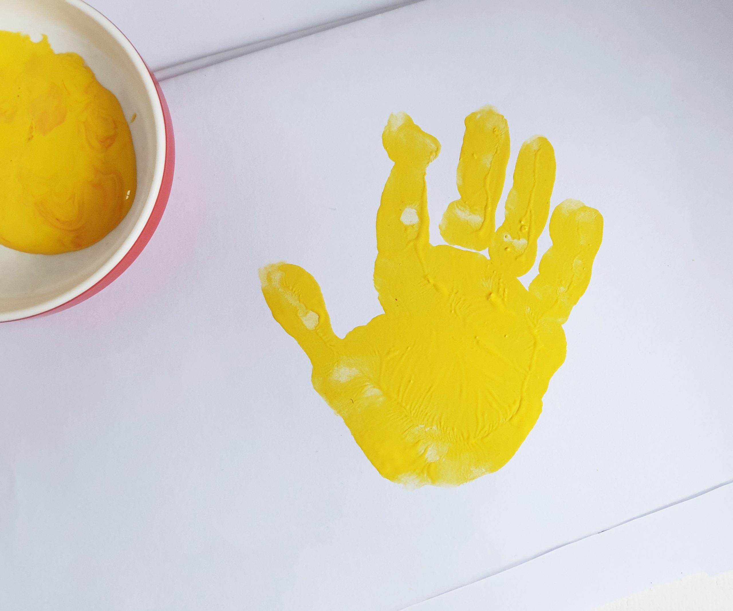 dinosaur handprint art tutorial
