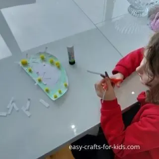 paper daisy craft for preschool