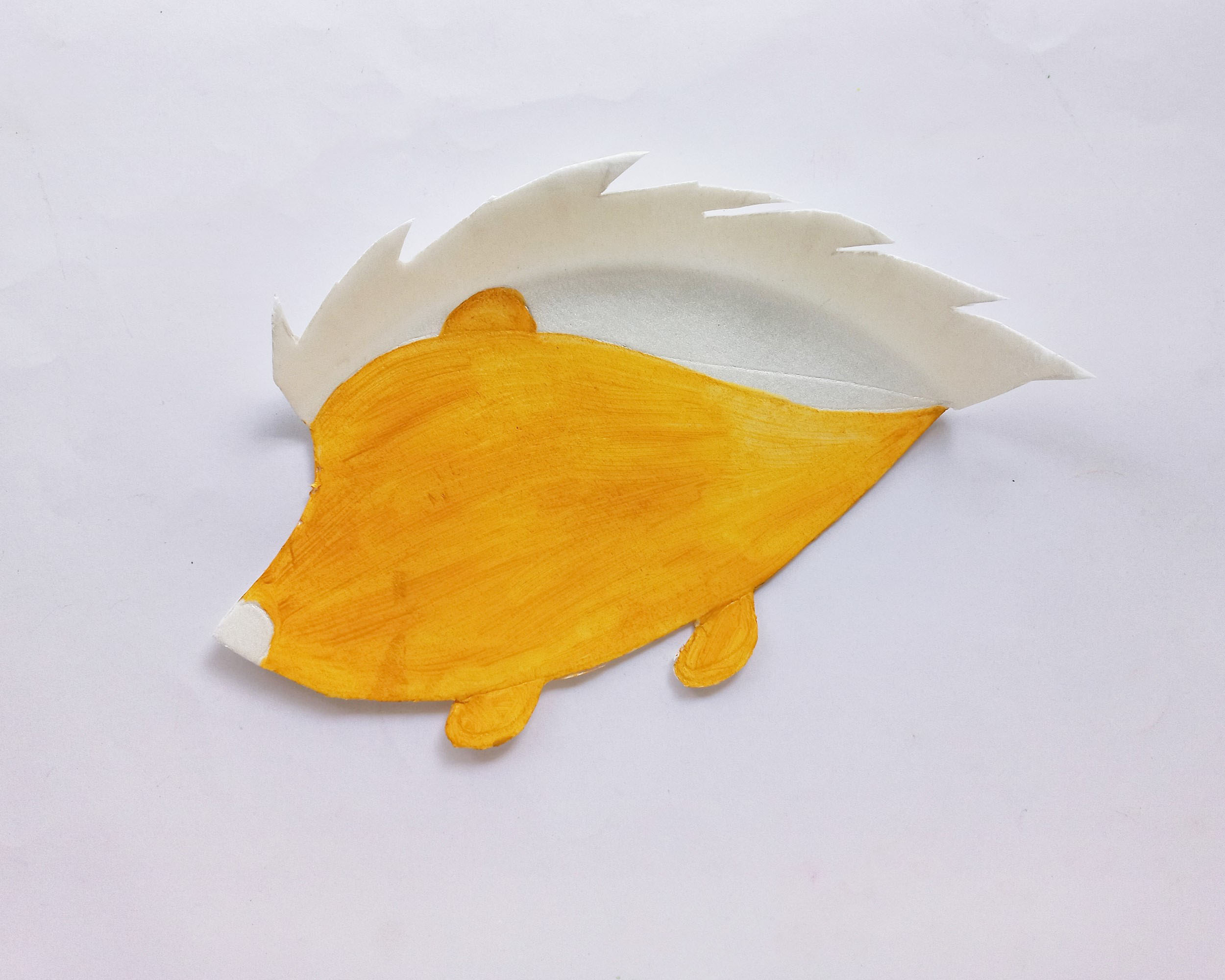 easy paper plate hedgehog