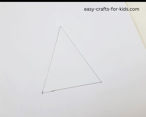 how to draw an easy Christmas tree