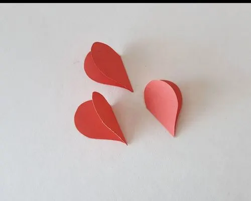 how to make a heart shaped flamingo