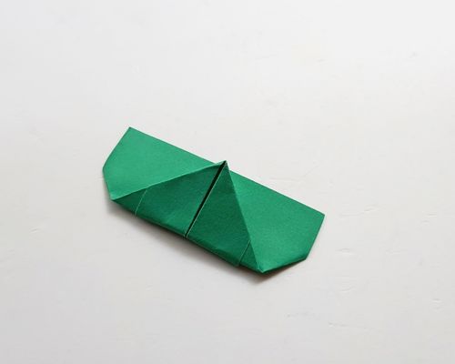 celtic origami shamrock