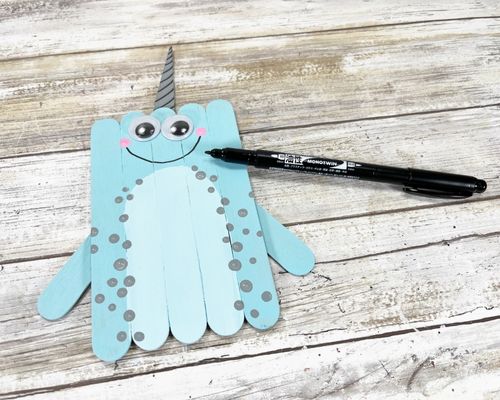 easy narwhal lolly stick craft