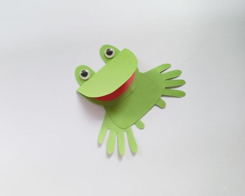 how to make a handprint frog
