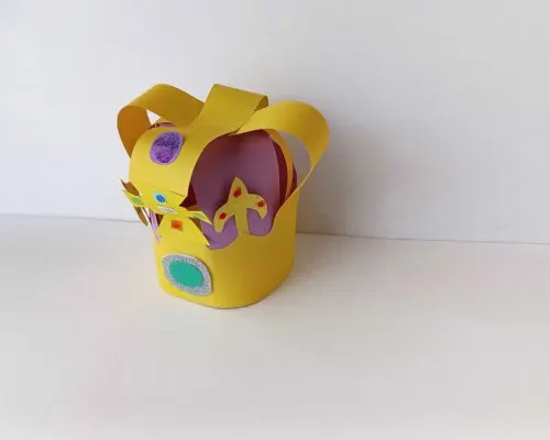 how to decorate Royal crown