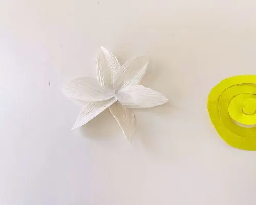how to make paper daffodils flowers
