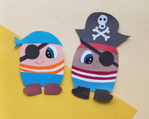 easy Pirate puppets