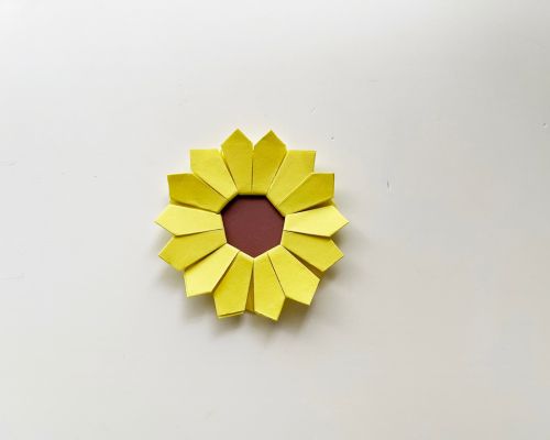 how to make folded sun flowers